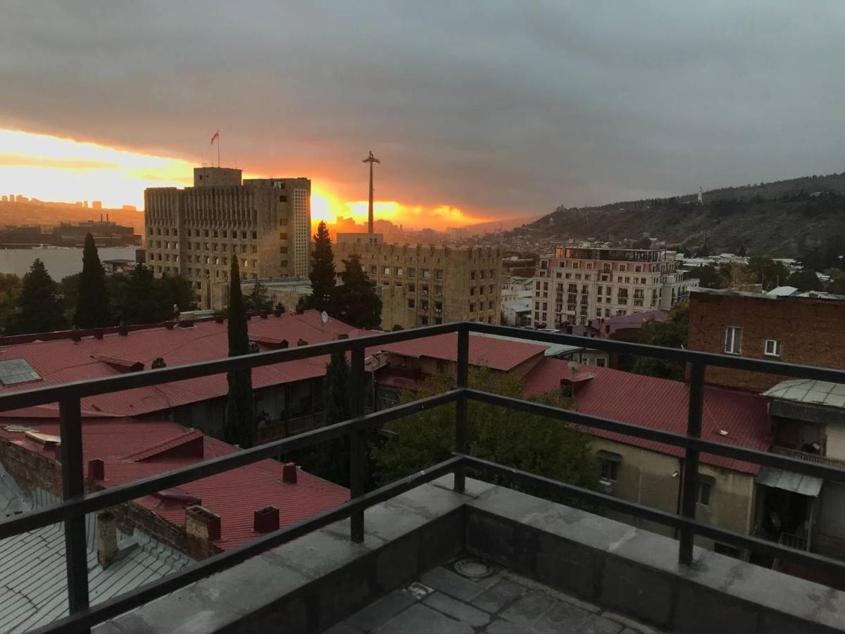 Diwan Hostel Tbiliszi Kültér fotó