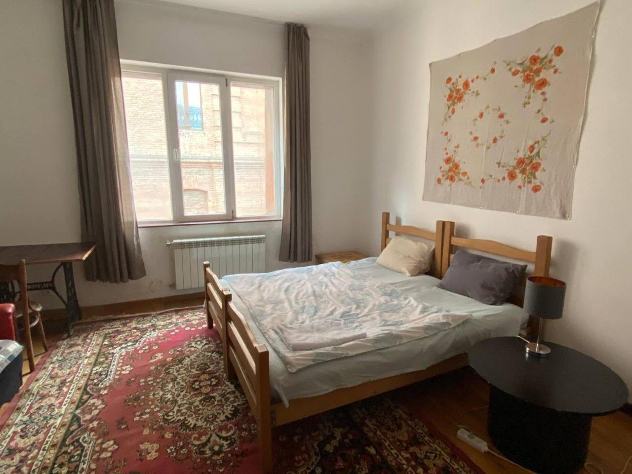 Diwan Hostel Tbiliszi Szoba fotó