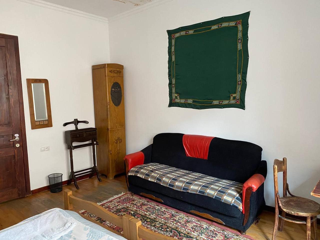 Diwan Hostel Tbiliszi Szoba fotó