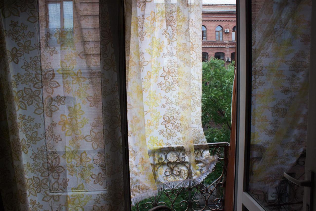 Diwan Hostel Tbiliszi Kültér fotó